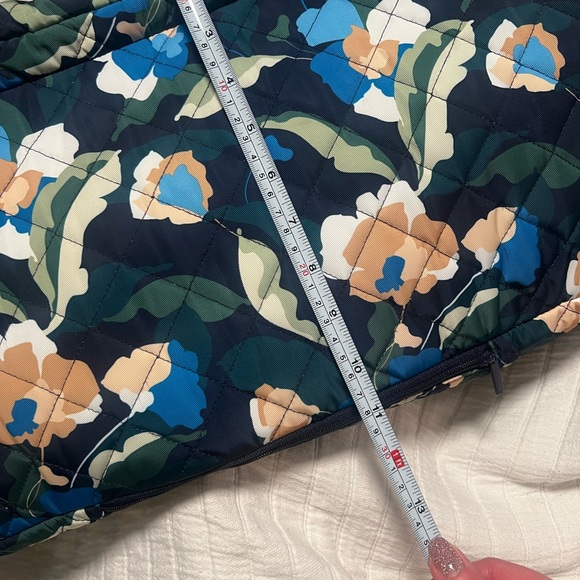 Vera Bradley Performance Twill Extra Large Weekender Bag in Immersed Blooms - Picture 6 of 6